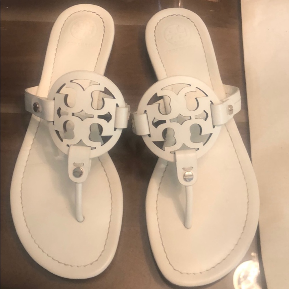 Tory Burch Flip Flop cream